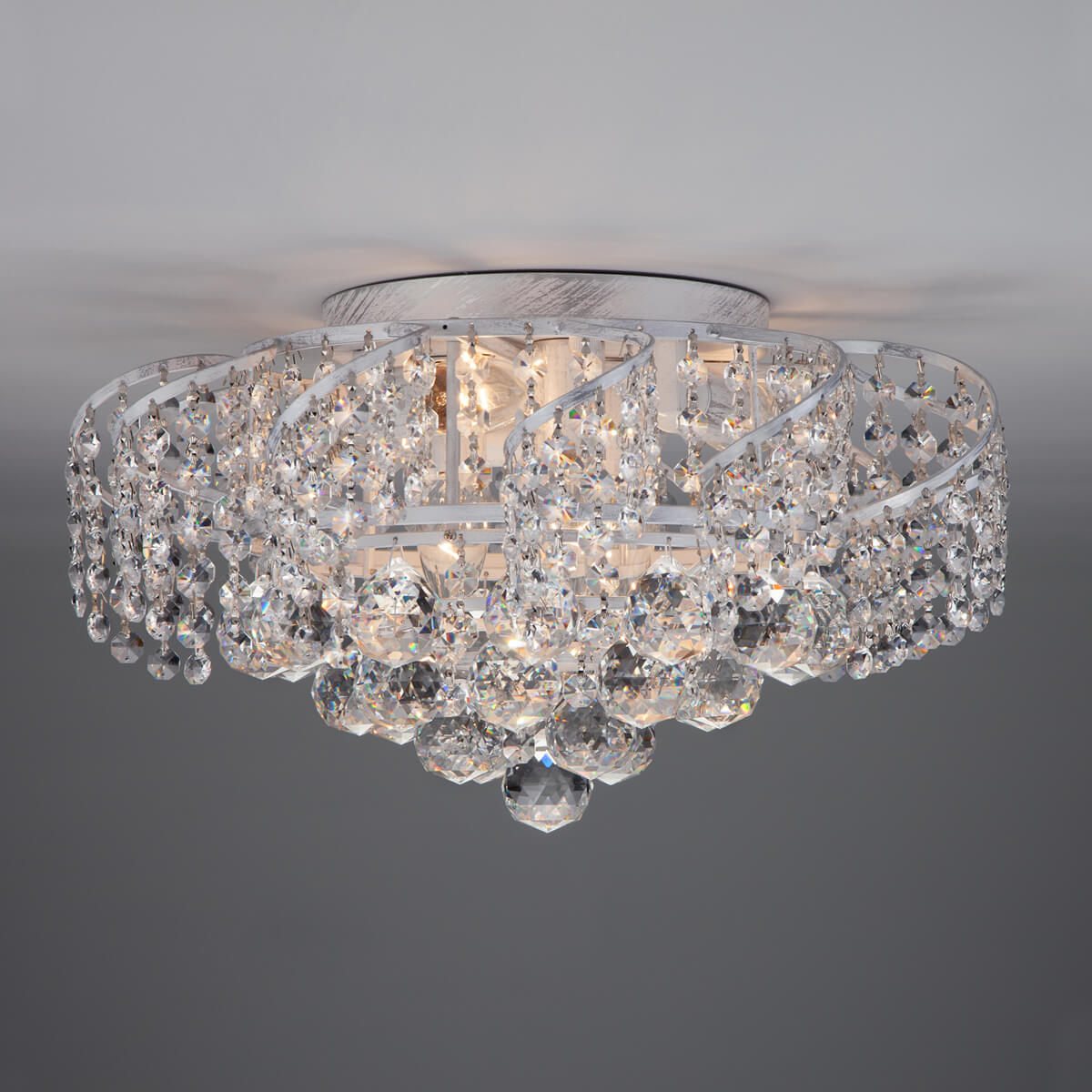 Потолочная люстра Eurosvet Шарм 16017/6 белый с серебром Strotskis