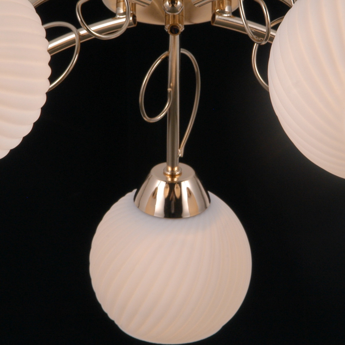 Потолочная люстра Illumico IL0240-5CSQ-79 GD