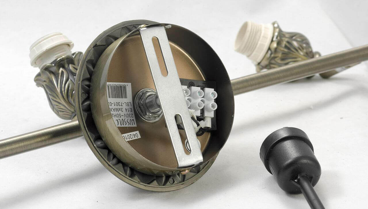 Спот потолочный на штанге Lussole Furlo LSL-7301-03