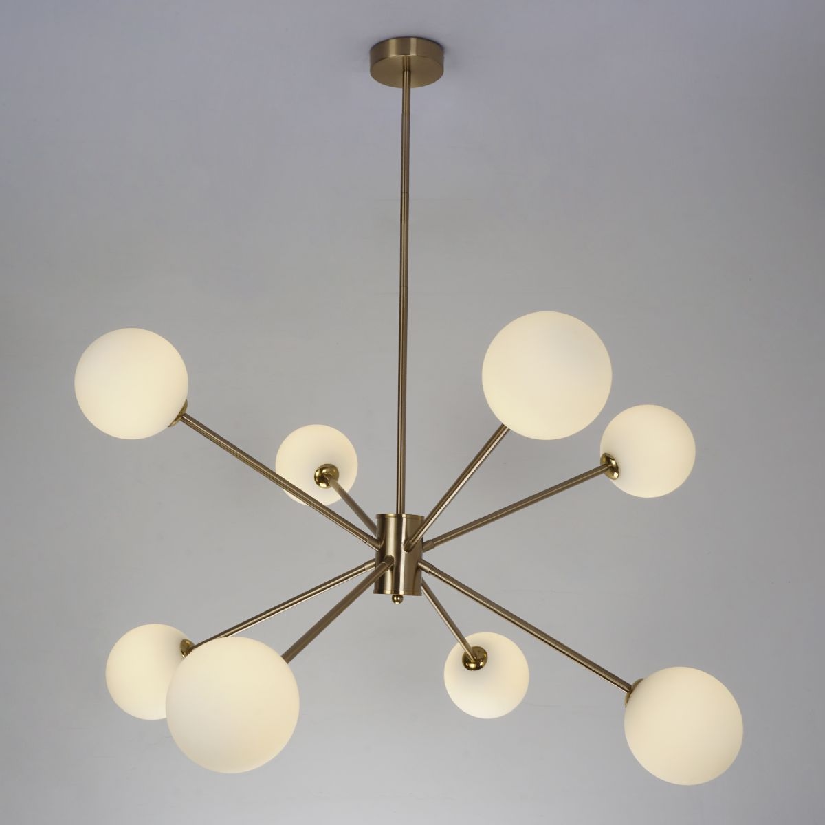 Люстра на штанге Zortes Ragy ZRS.1893.08