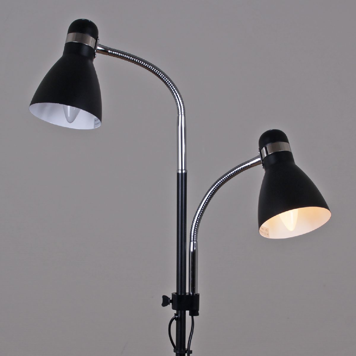 Торшер Reluce 03941-0.6-02 BK