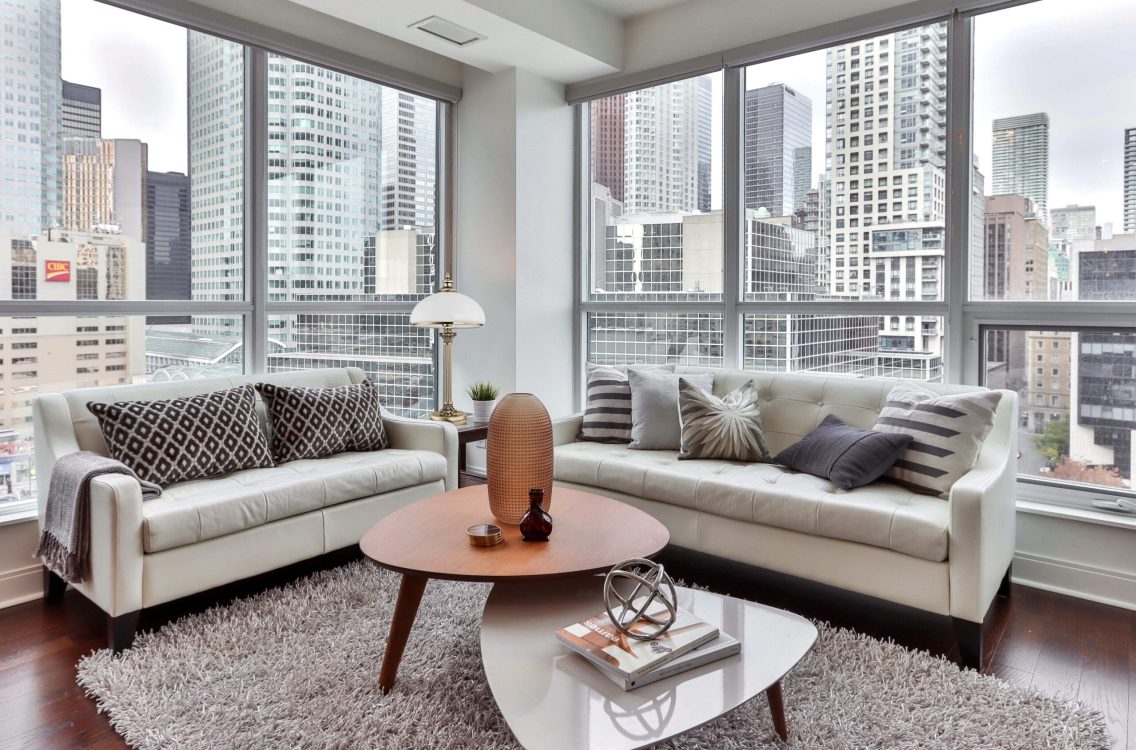 Настольная лампа Kutek Messina MES-LG-1 (P)