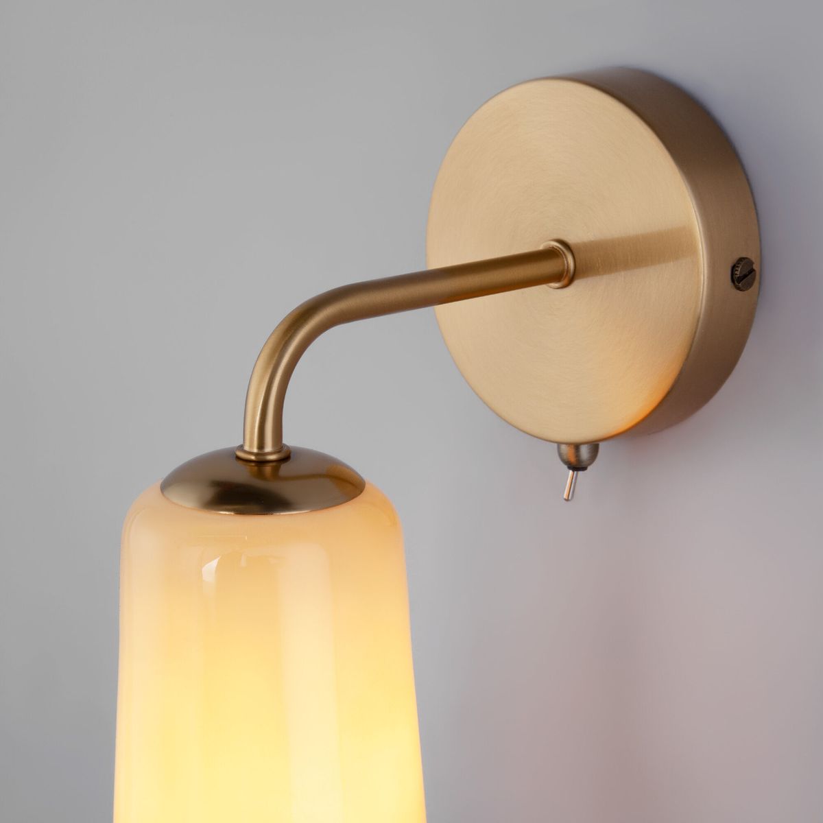 Латунное бра Eurosvet Omber 70137/1 латунь