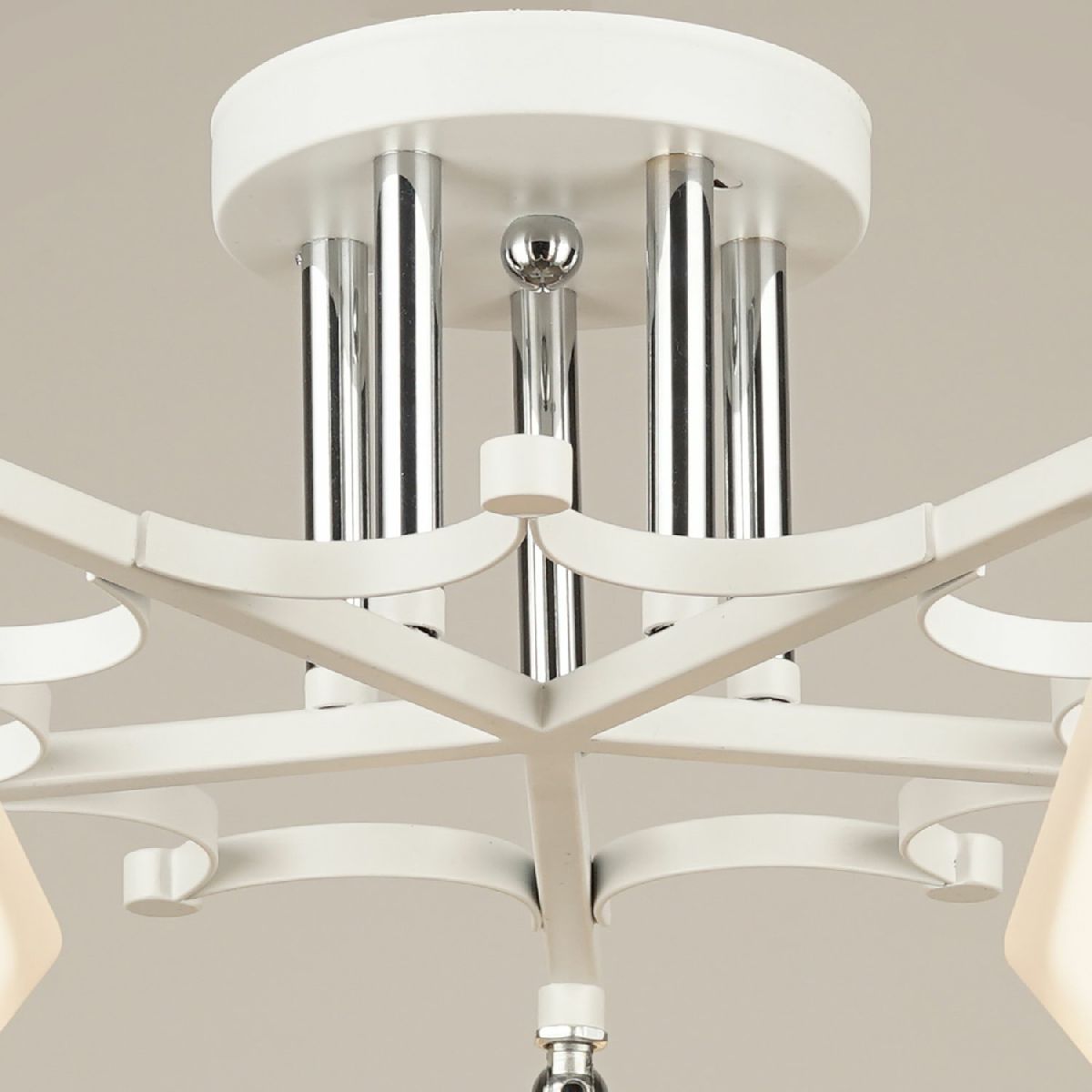 Потолочная люстра Reluce 04509-0.3-05