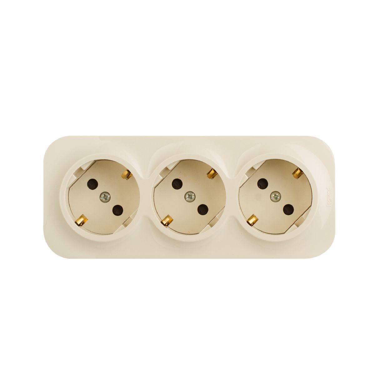 Розеточный блок тройной с/з со шторками Legrand Quteo 782268