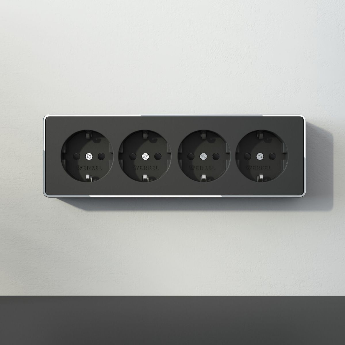 Розетка четверная с заземлением и шторками Werkel Gallant черный/хром W5072258 4690389218026 a071254