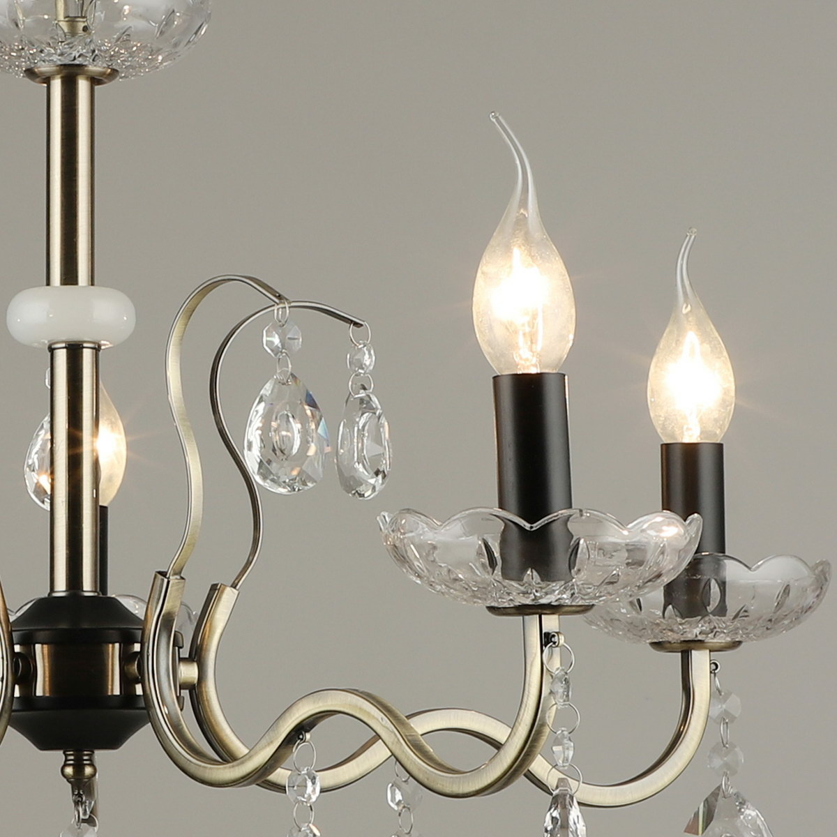 Подвесная люстра Reluce 03804-0.4-05 AB+BK