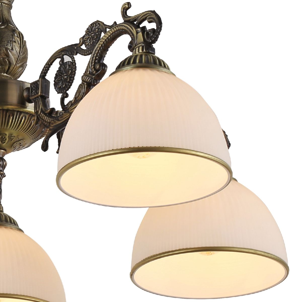 Потолочная люстра Reluce 74406-0.3-05