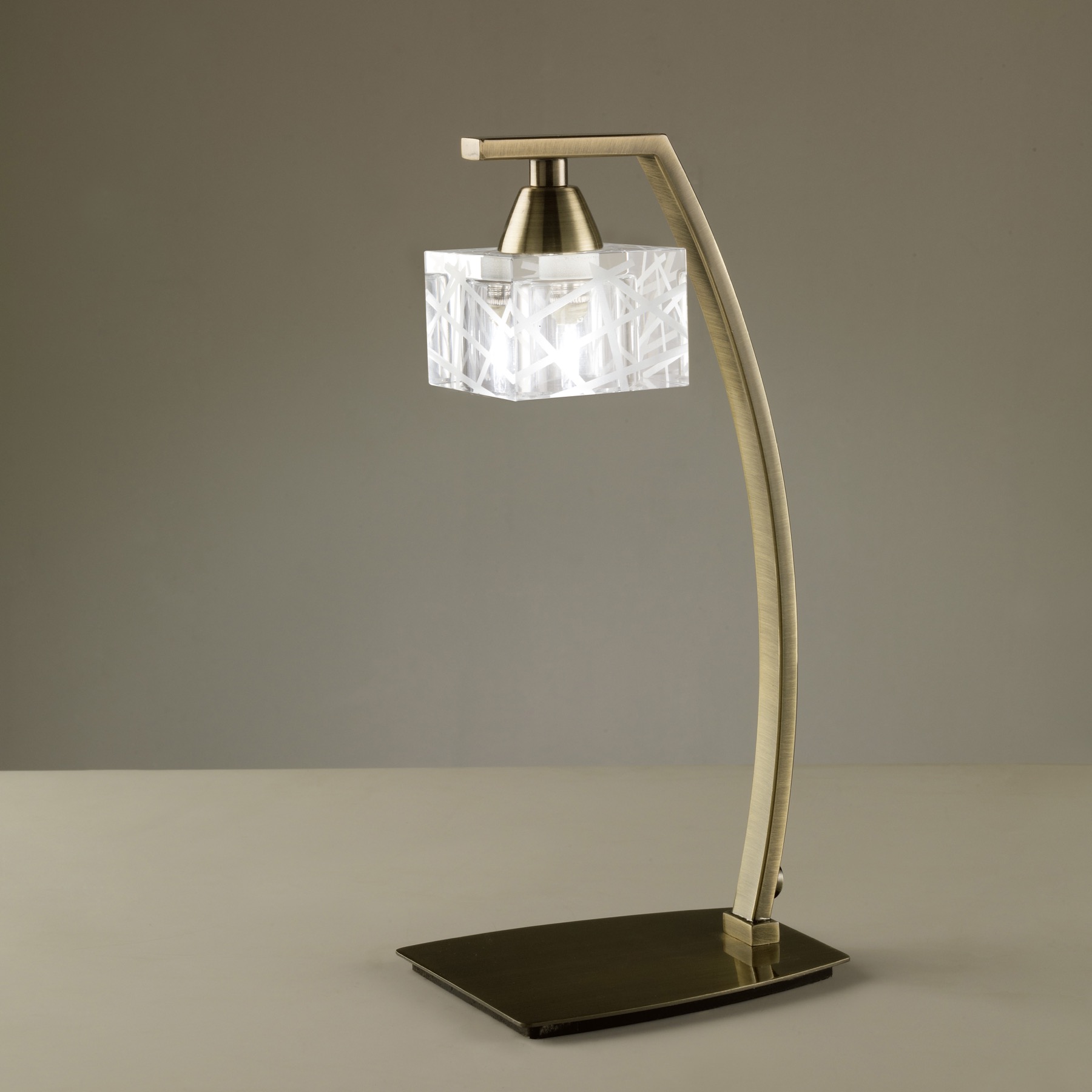 Настольная лампа Mantra Zen 1437