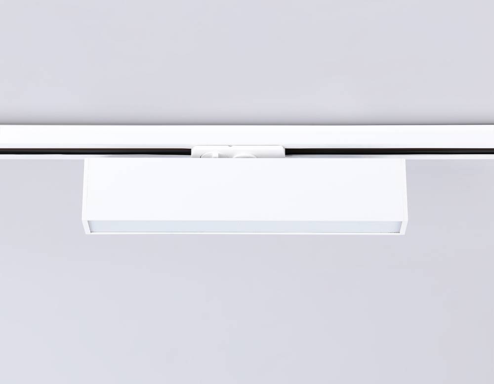 Трековый однофазный светильник Ambrella Light Track System GL6761