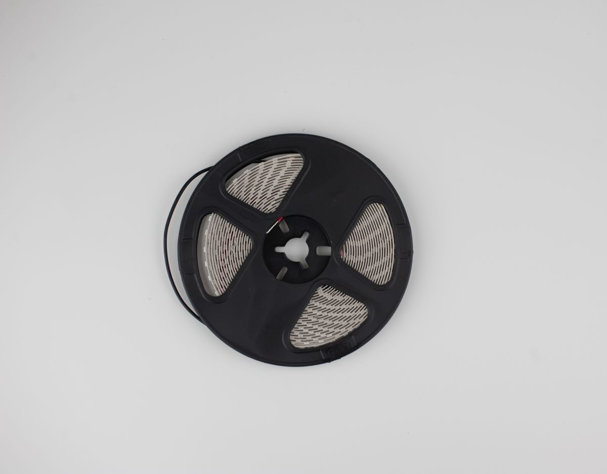 Светодиодная лента LEDS POWER 2835 120/м (10Вт/м) 12В холодная 008622