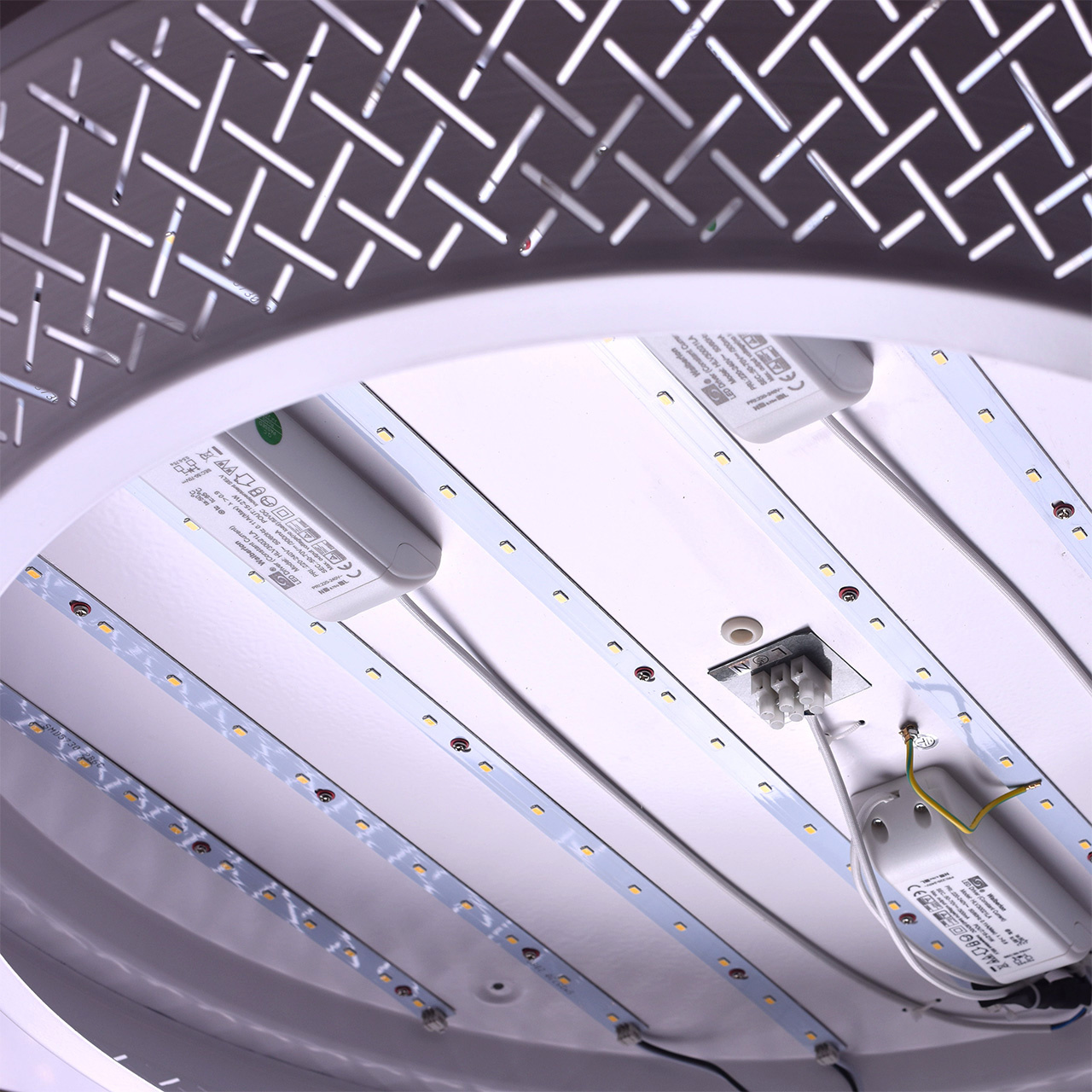 Потолочный светодиодный светильник De Markt Ривз 674010201