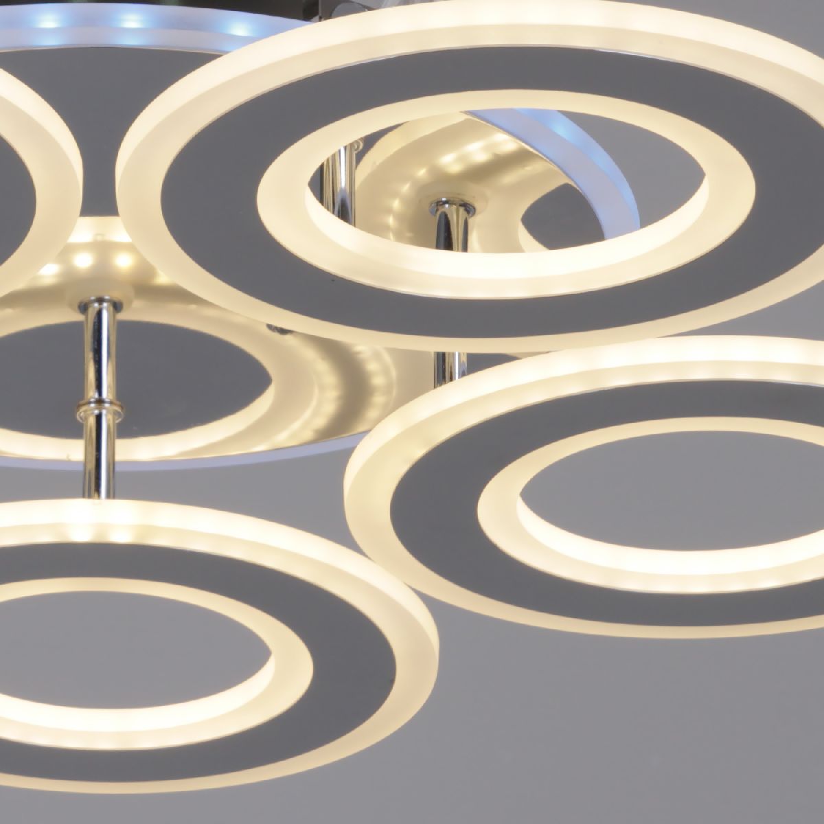 Потолочная люстра Reluce 20535-0.3-5+1 CR