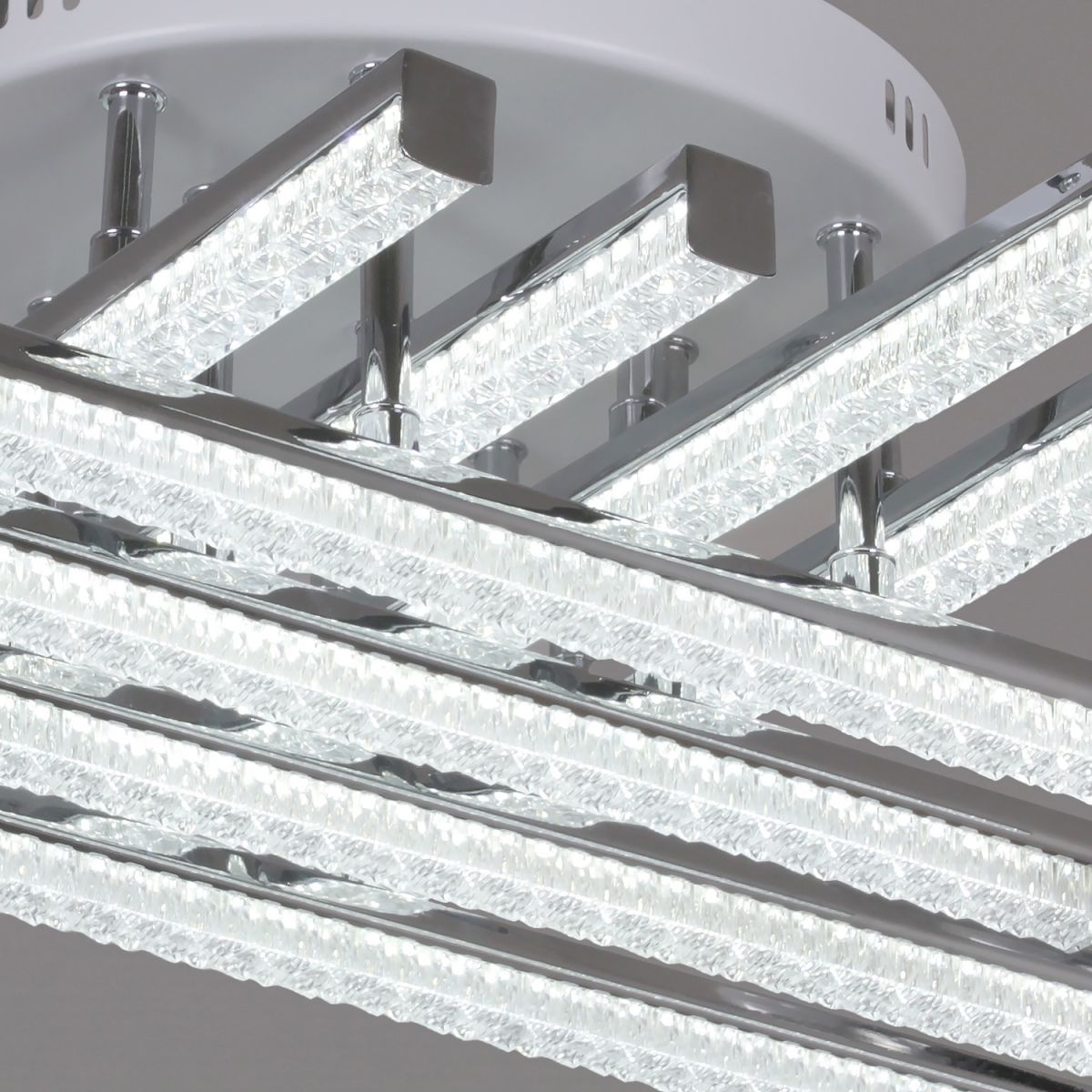 Потолочная люстра Reluce 07090-0.3-08 WH+CR