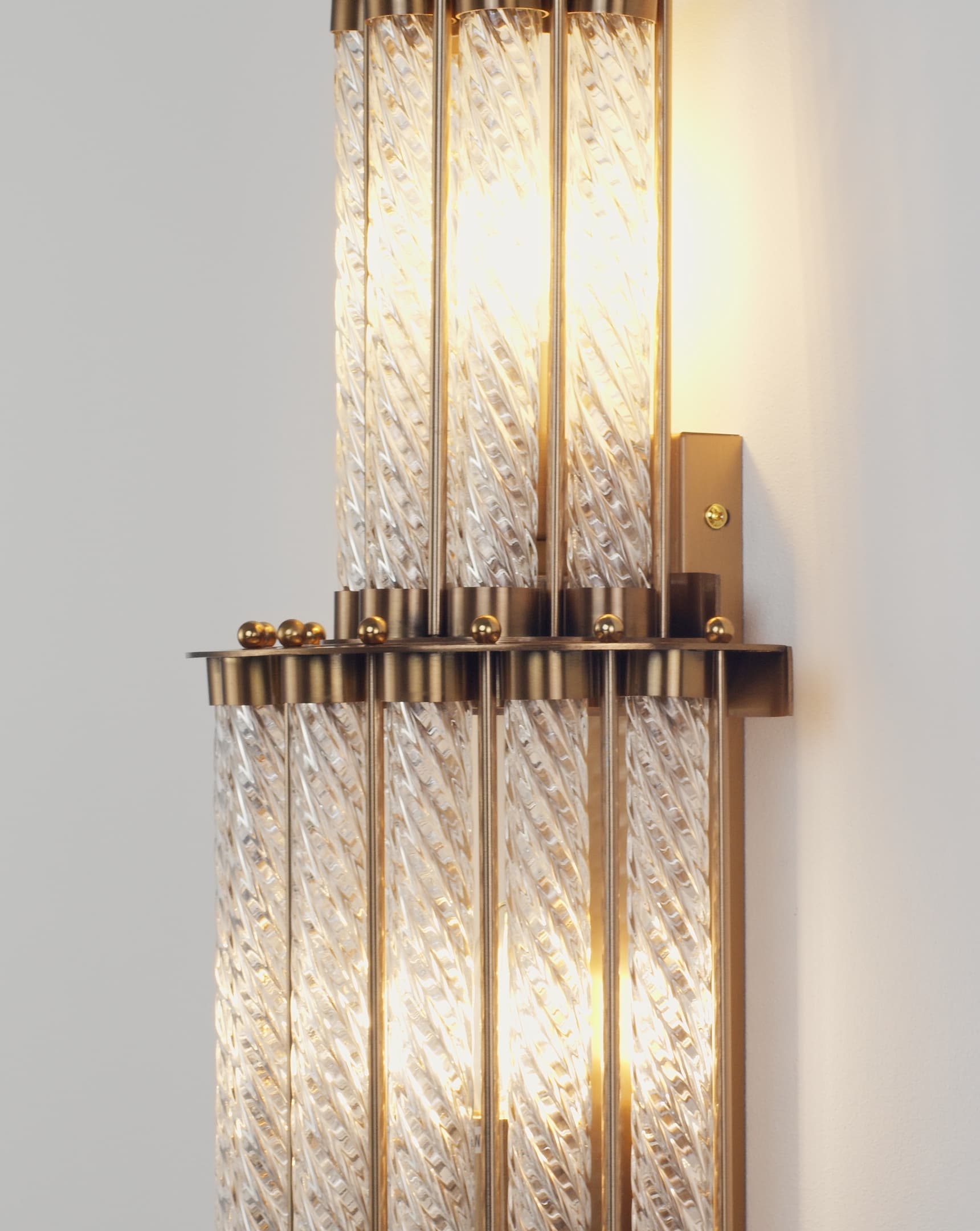 Настенный светильник Moderli Crumbly V10264-3W