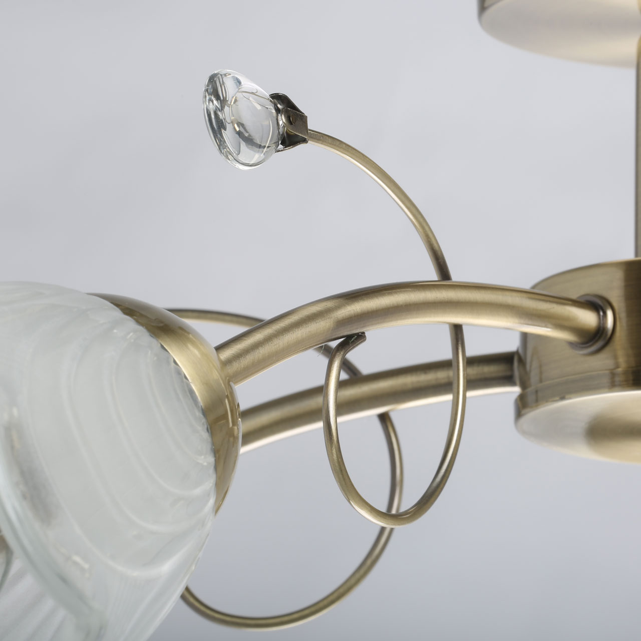 Потолочная люстра De Markt Флора 670011005