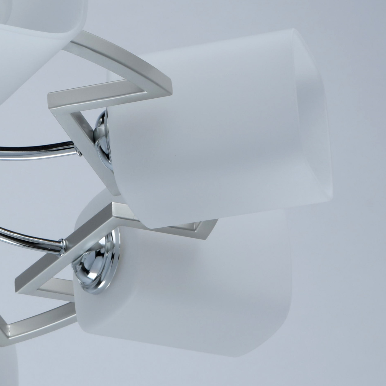 Потолочная люстра De Markt Тетро 673013508