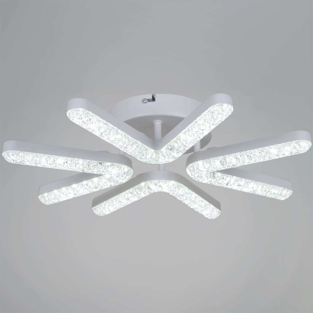 Потолочная люстра Reluce 72190-0.3-04 WH