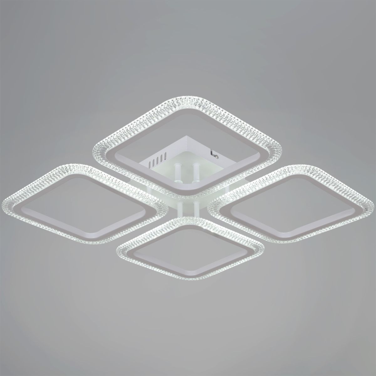 Потолочная люстра Reluce 09838-0.3-04 WH