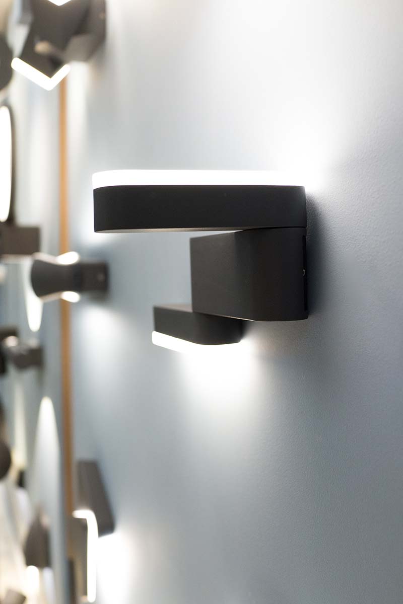 Уличный настенный светодиодный светильник Novotech Kaimas 358086