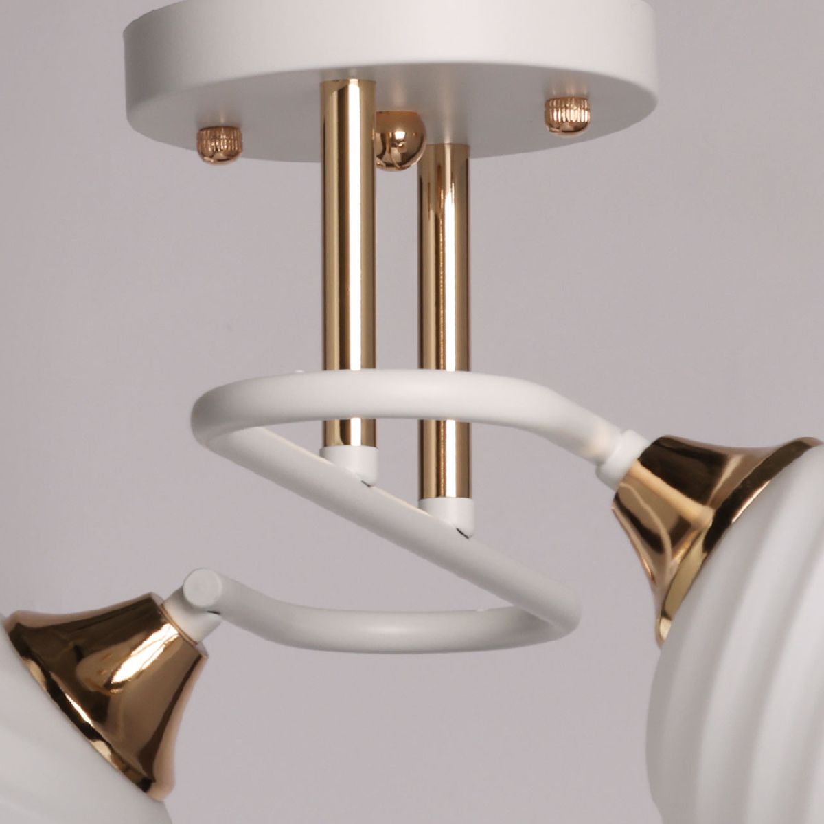 Потолочная люстра De Markt Дэла 635016802