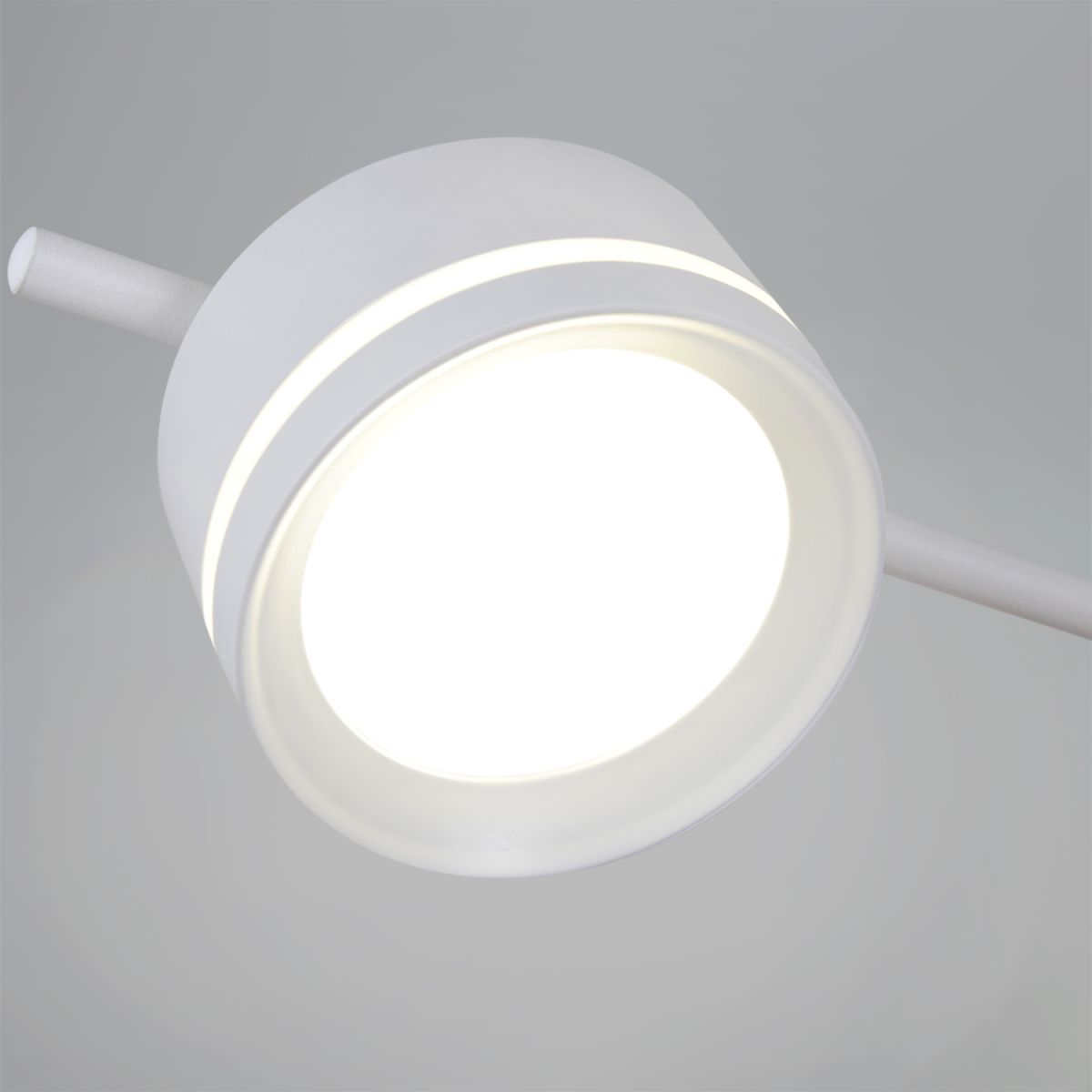 Потолочная люстра Reluce 10590-0.3-04 White