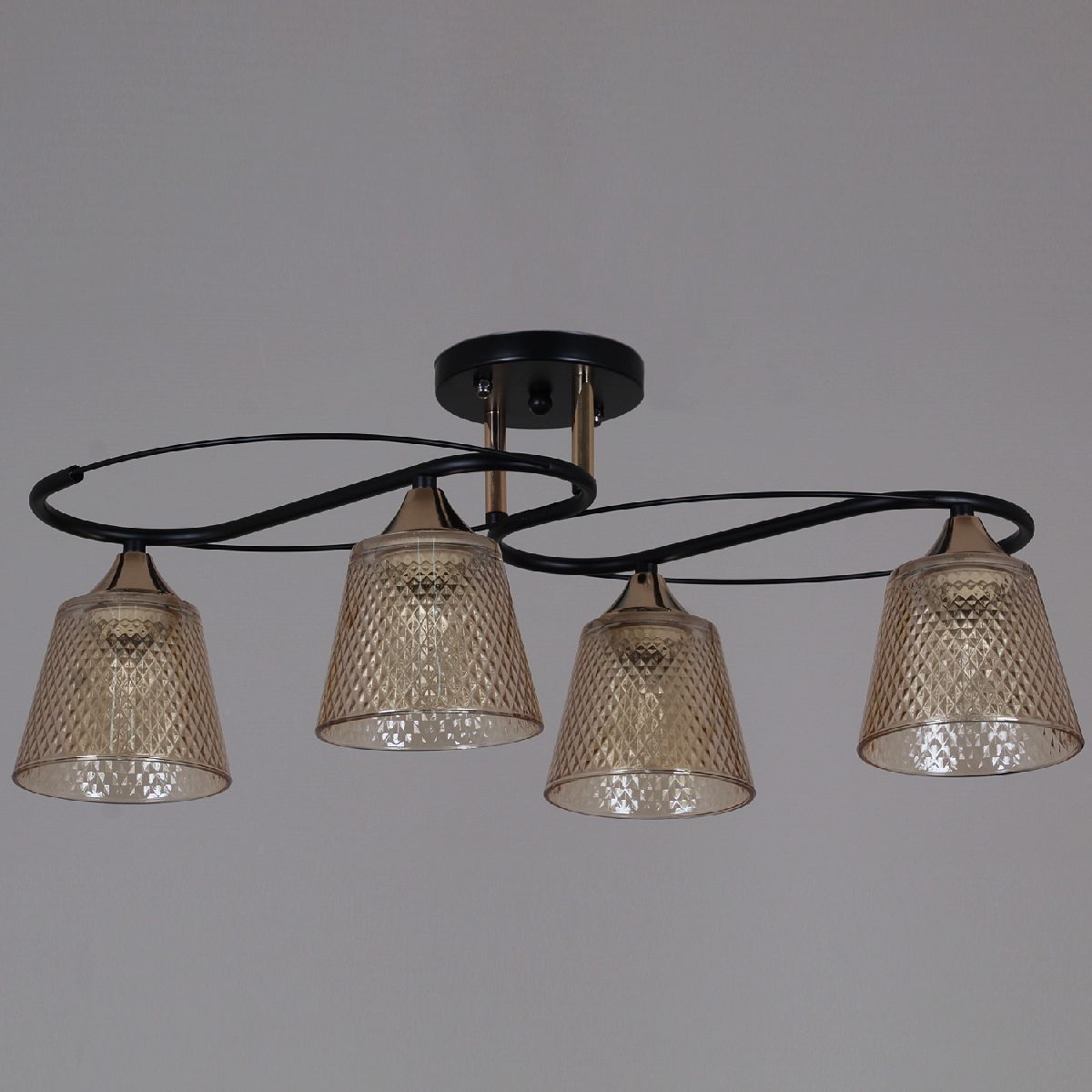 Потолочная люстра Reluce 06087-0.3-04 BK+FG