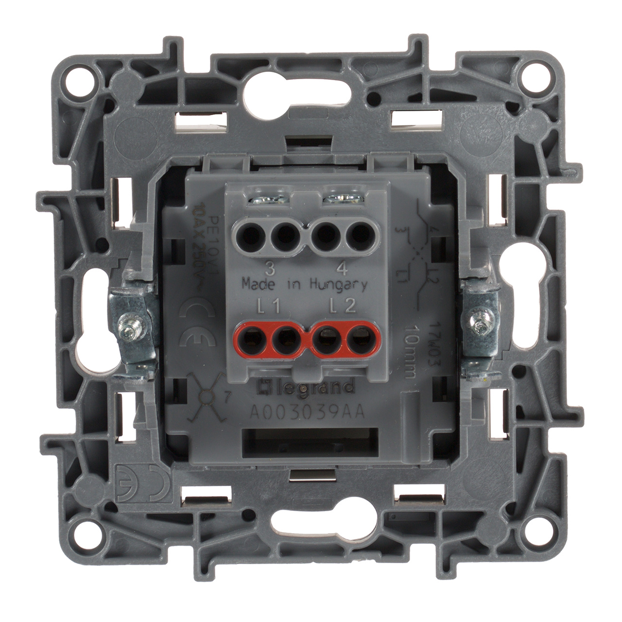 Переключатель одноклавишный промежуточный Legrand Etika 10A 250V слоновая кость 672309