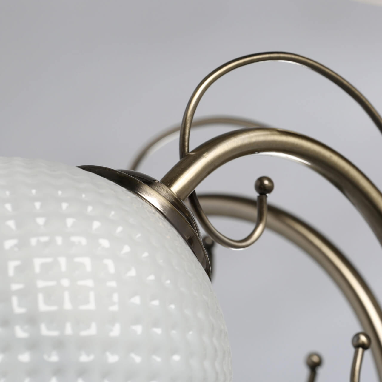 Потолочная люстра De Markt City Альфа 324016405 в Москве