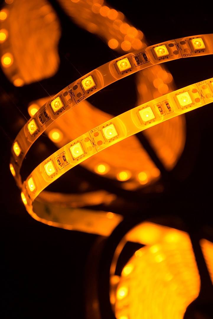 Светодиодная лента SWG SWG560-12-14.4-Y-65 000055