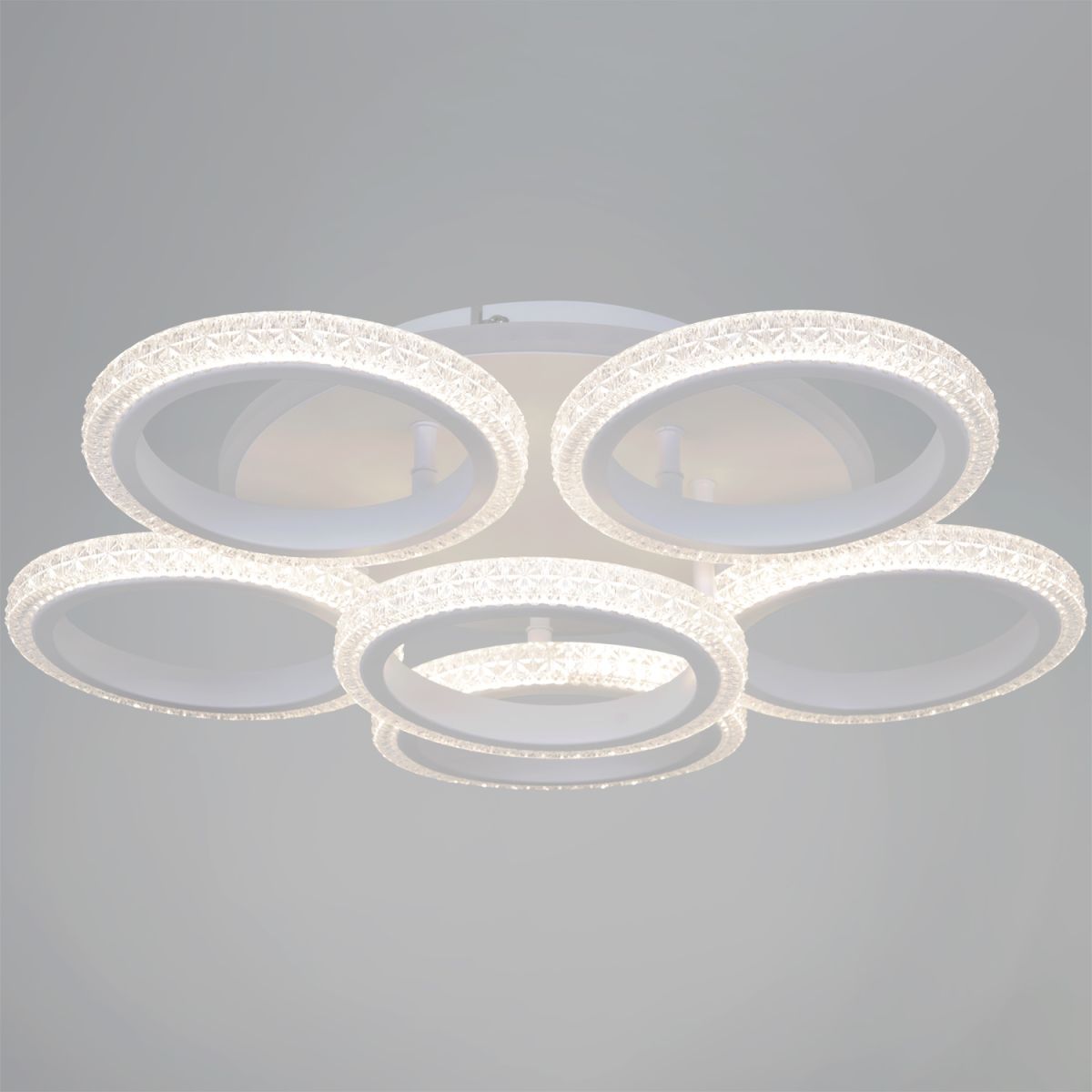 Потолочная люстра Reluce 06333-0.3-5+1A WH (RGB)