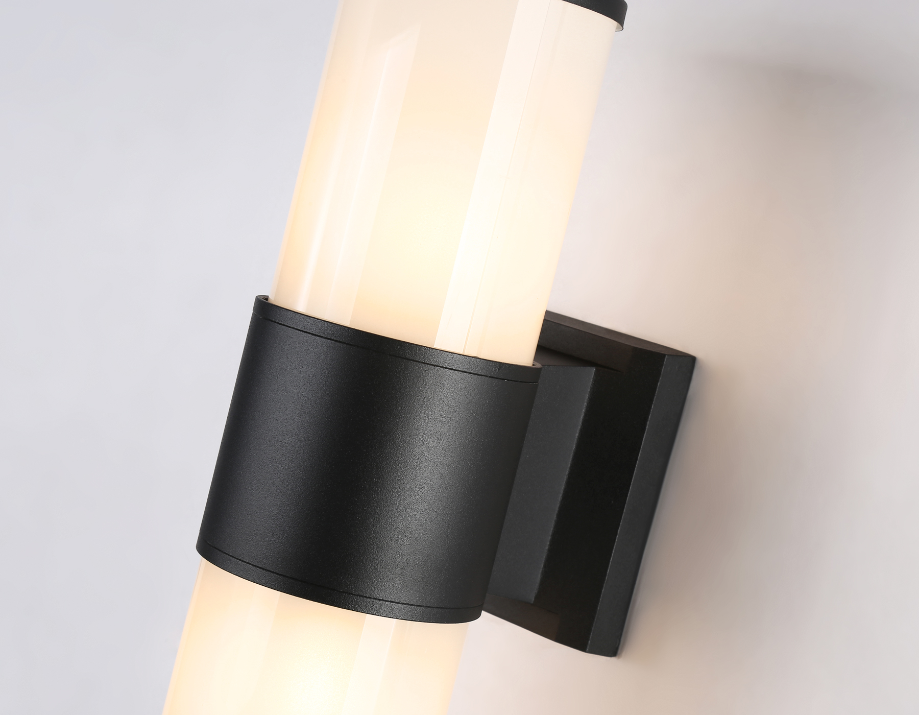 Уличный настенный светильник Ambrella Light Garden ST2455