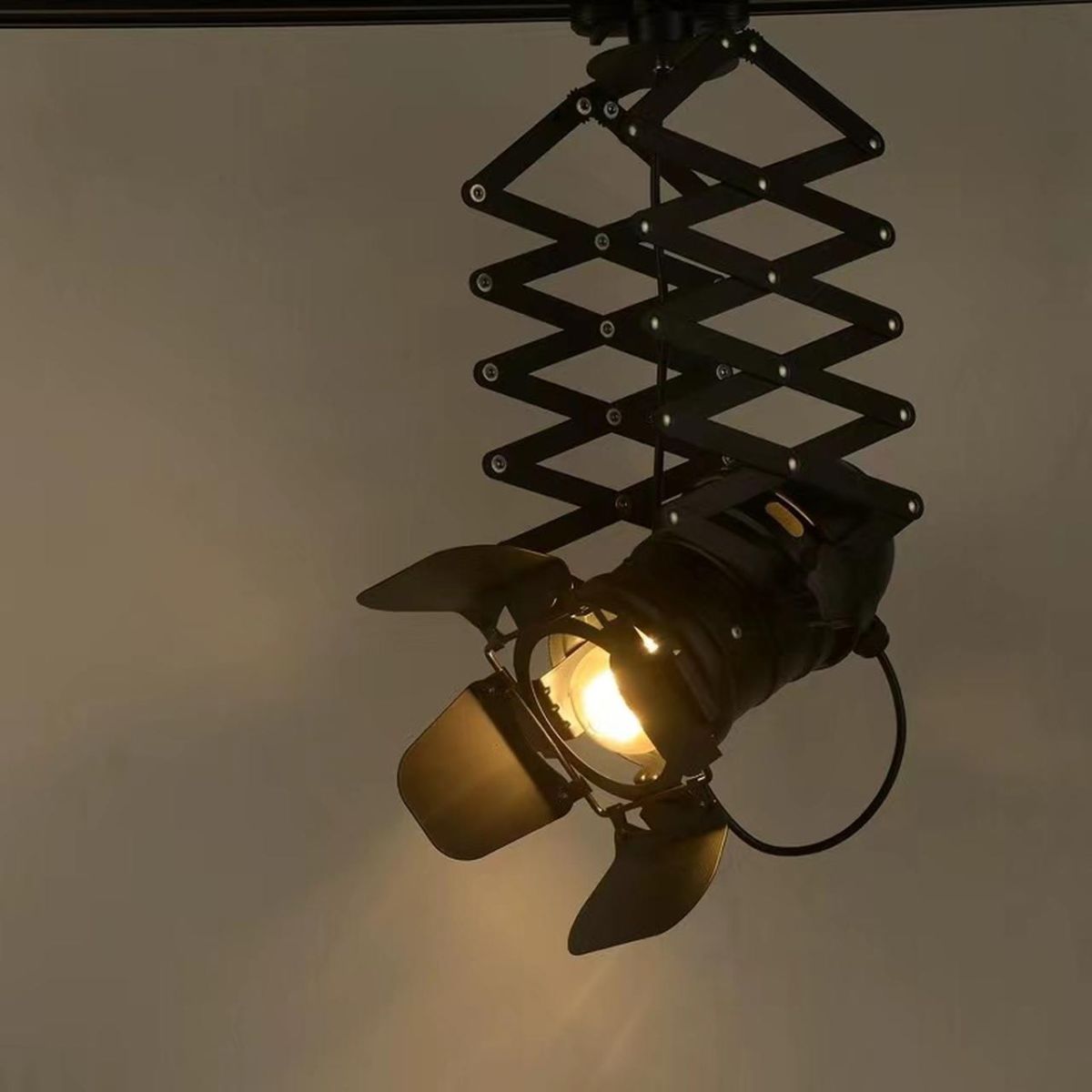 Подвесной светильник Alfa Light F3324-03