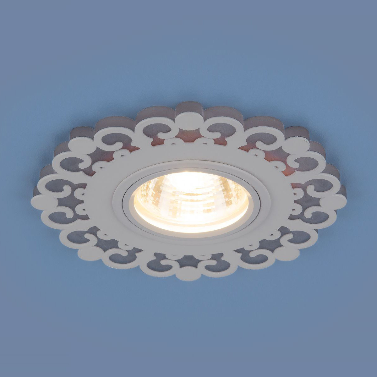 Встраиваемый светильник Elektrostandard 2196 MR16 WH белый 4690389101014