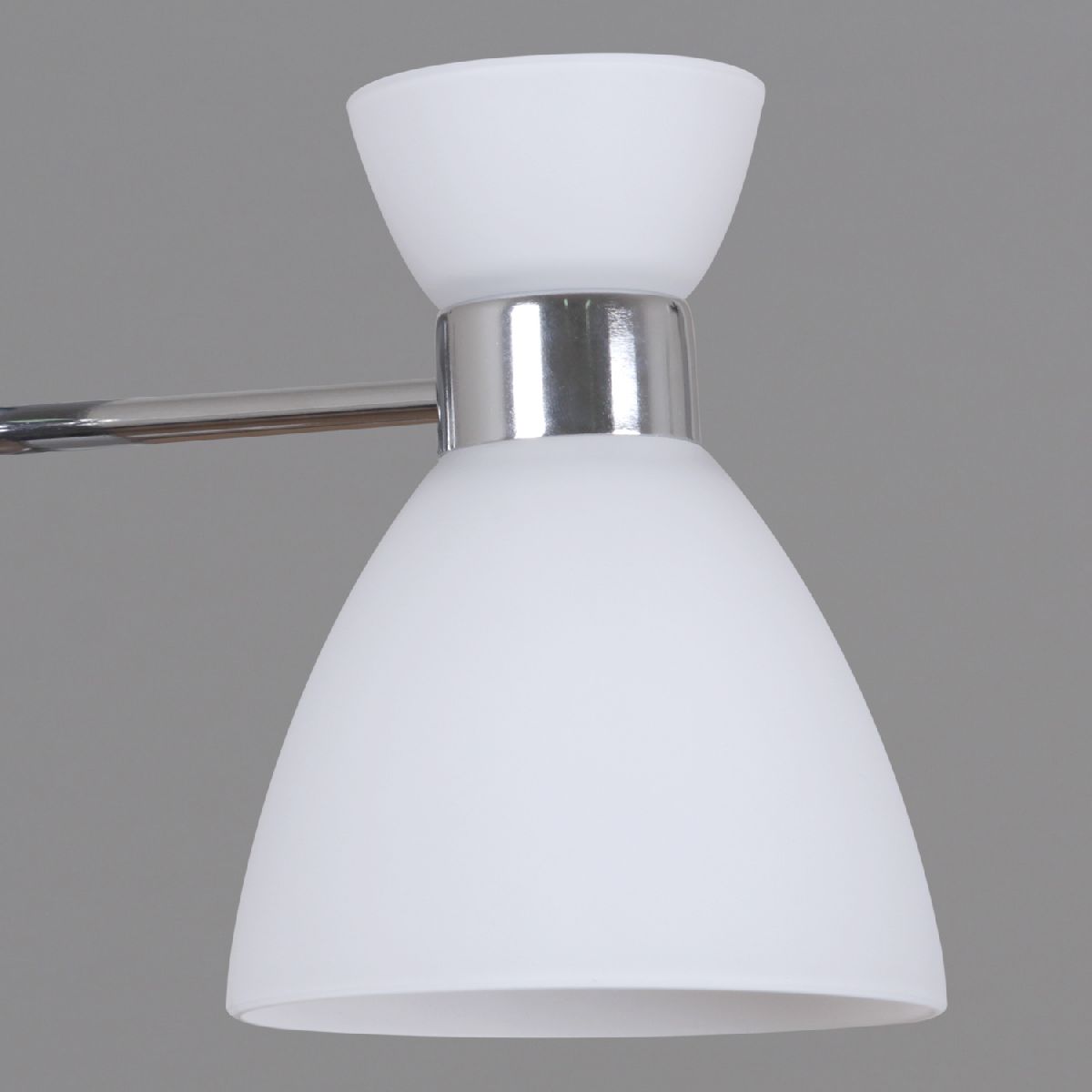 Потолочная люстра Reluce 07303-0.3-05