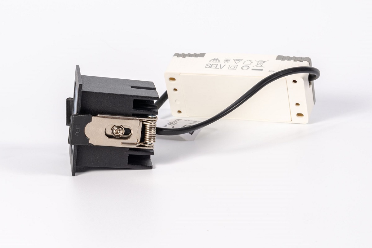 Встраиваемый светильник Fiberli XL003-1T 12130301