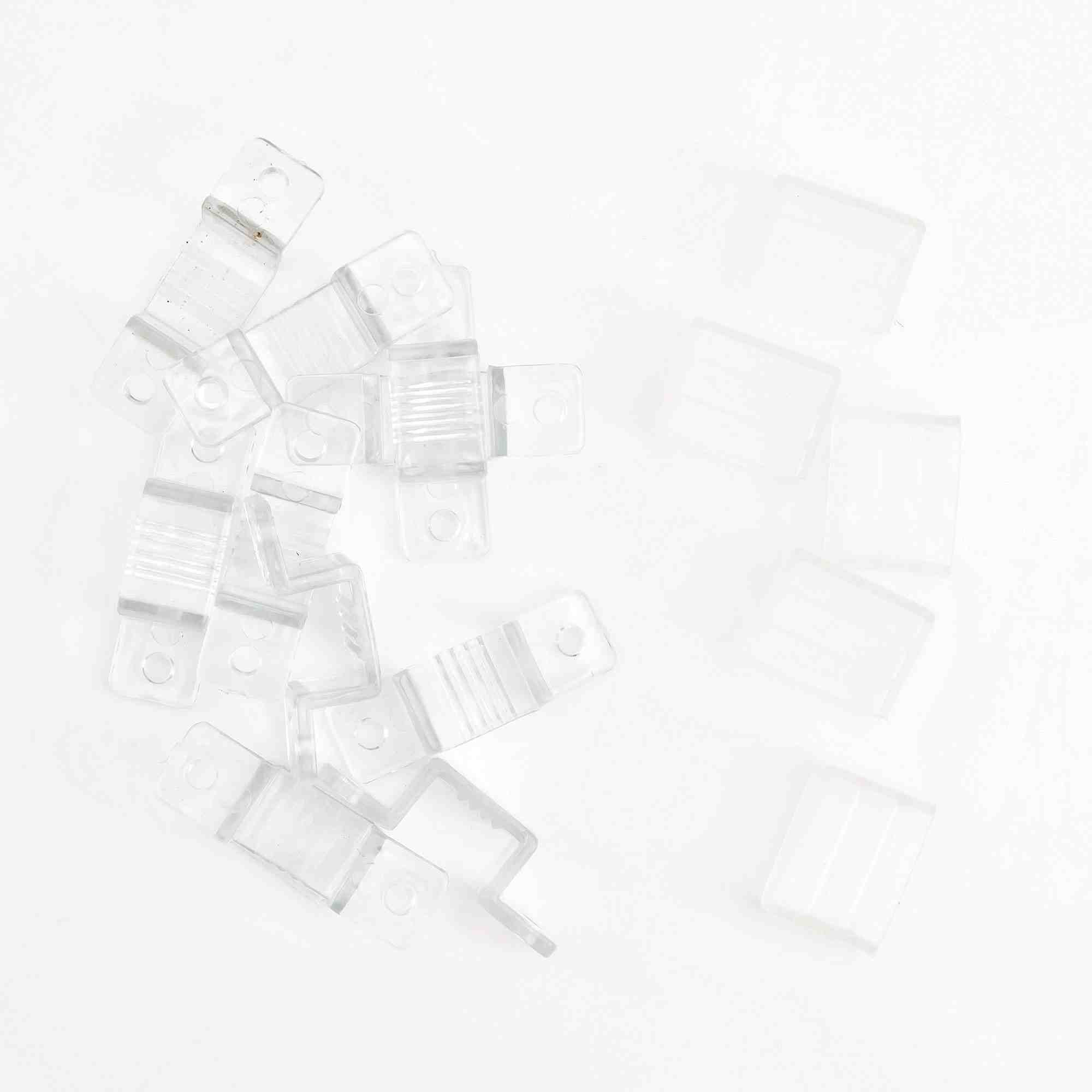 Комплект светодиодной ленты Apeyron 220В 4,8Вт/м smd3528, 60д/м IP65 300Лм/м 5м 6500К, (шнур питания 220В заглушка-1шт, крепеж-5шт) SL-04