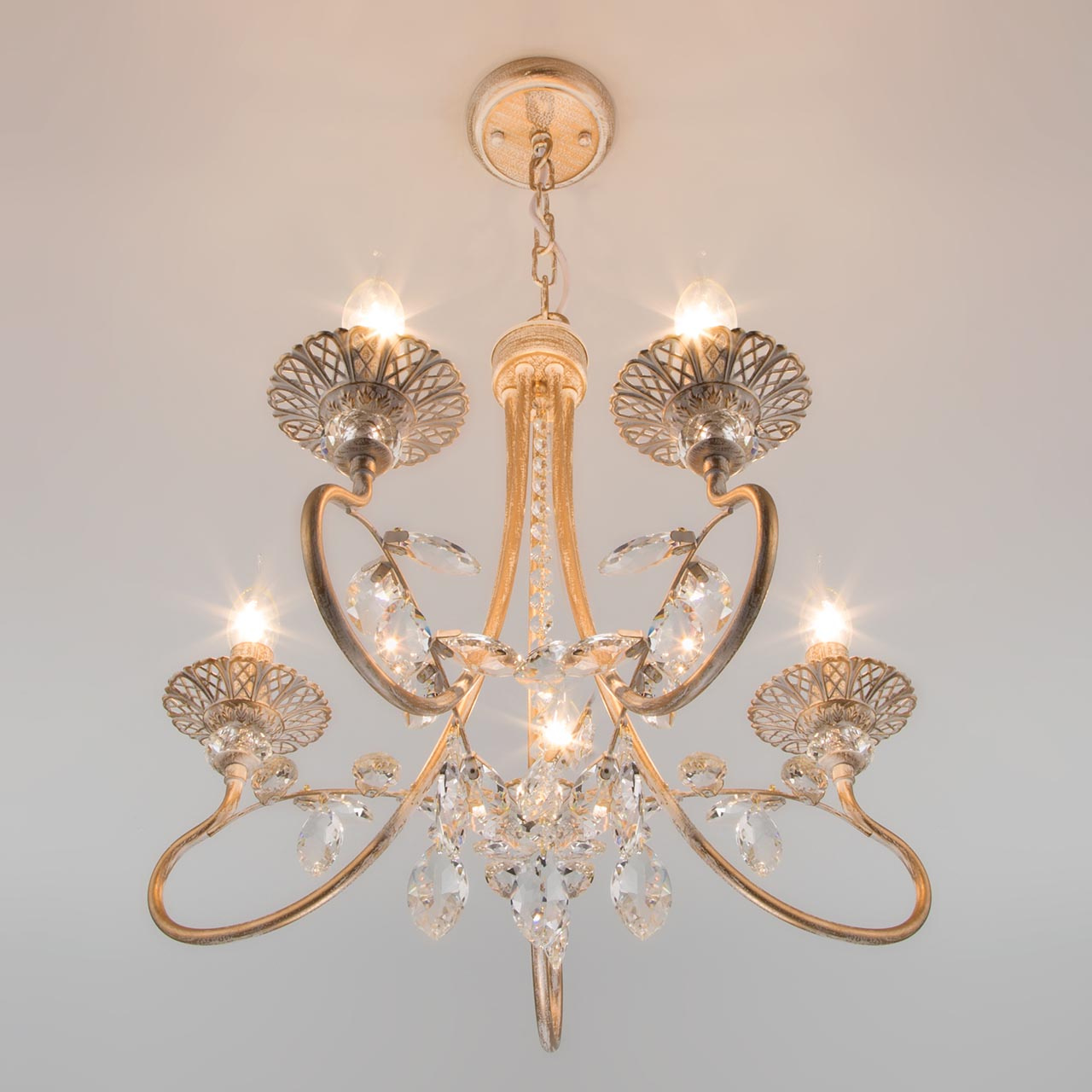 Подвесная люстра Eurosvet Александрия 60057/5 белый с золотом