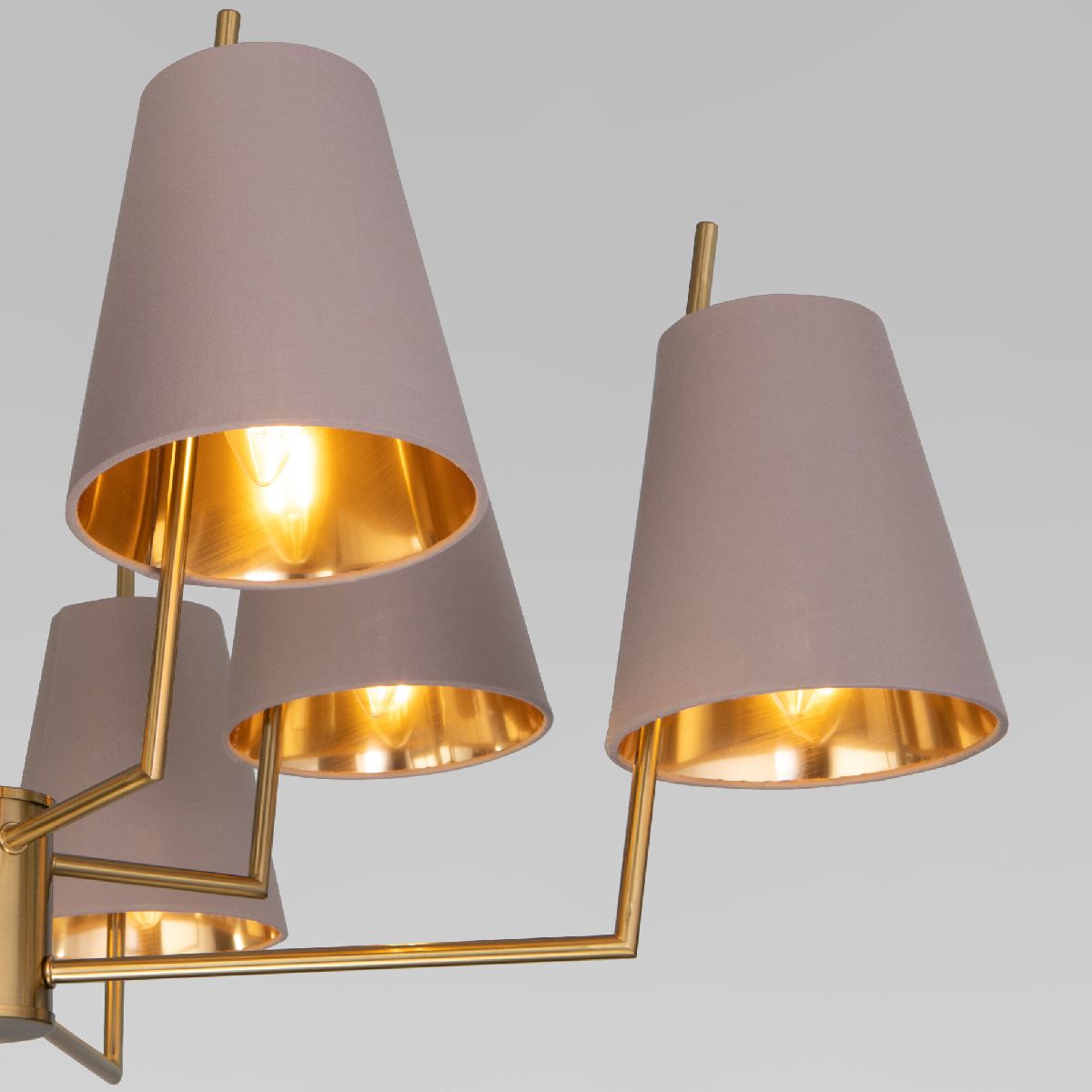 Люстра на штанге Eurosvet Topanga 60173/8 латунь Smart a069018