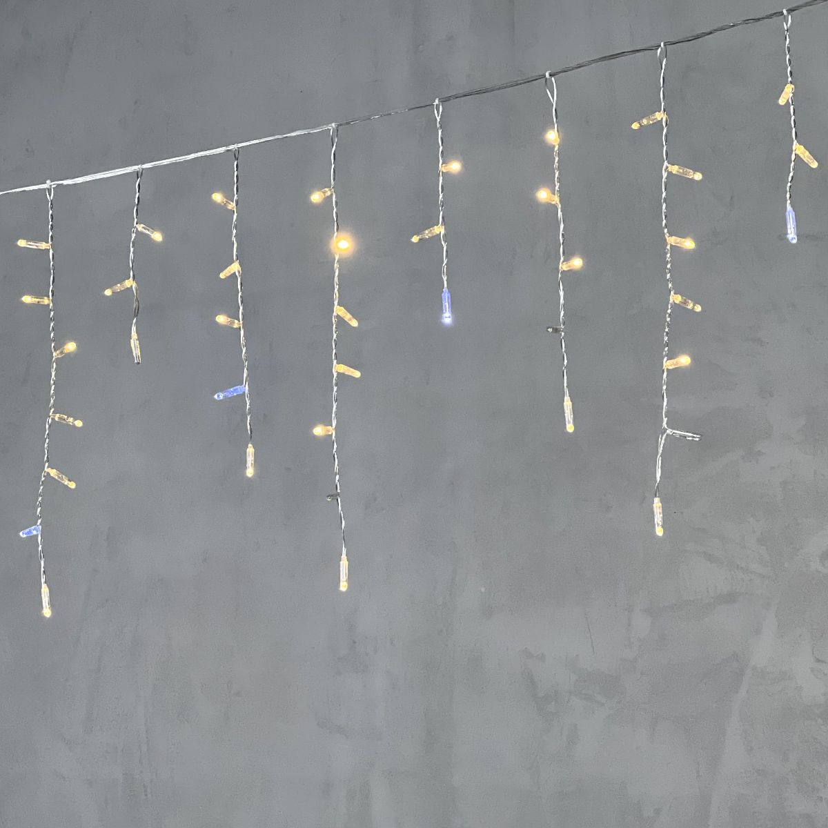 Гирлянда Бахрома с колпачком Laitcom (LTC) PIL200BLWCAP-10-2WW