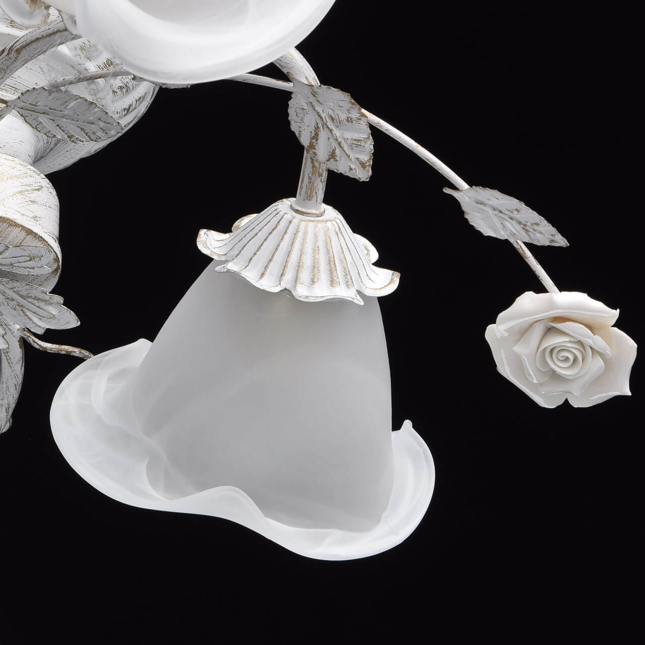 Потолочная люстра MW-Light Восторг 242014704