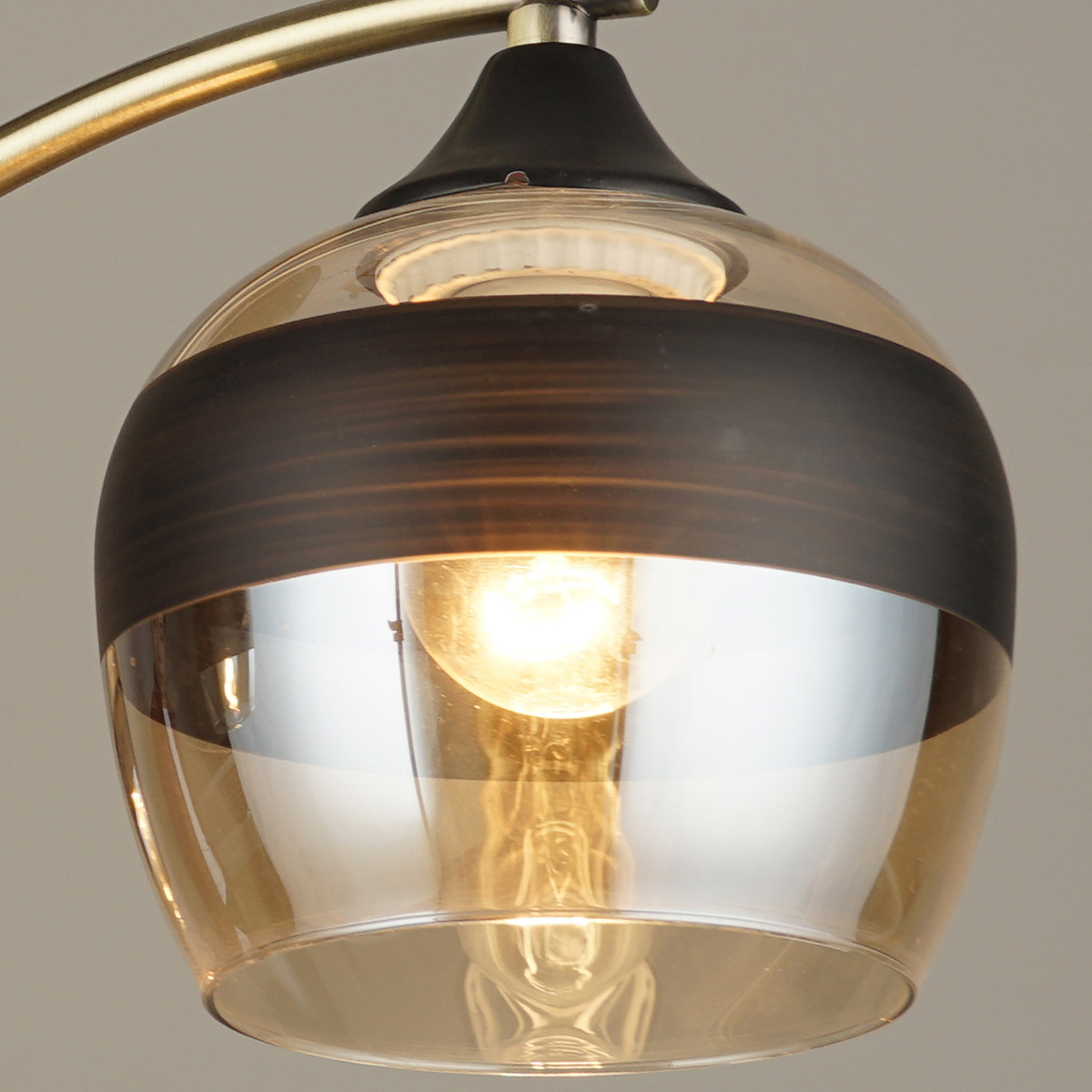 Люстра на штанге Reluce 03627-0.3-03