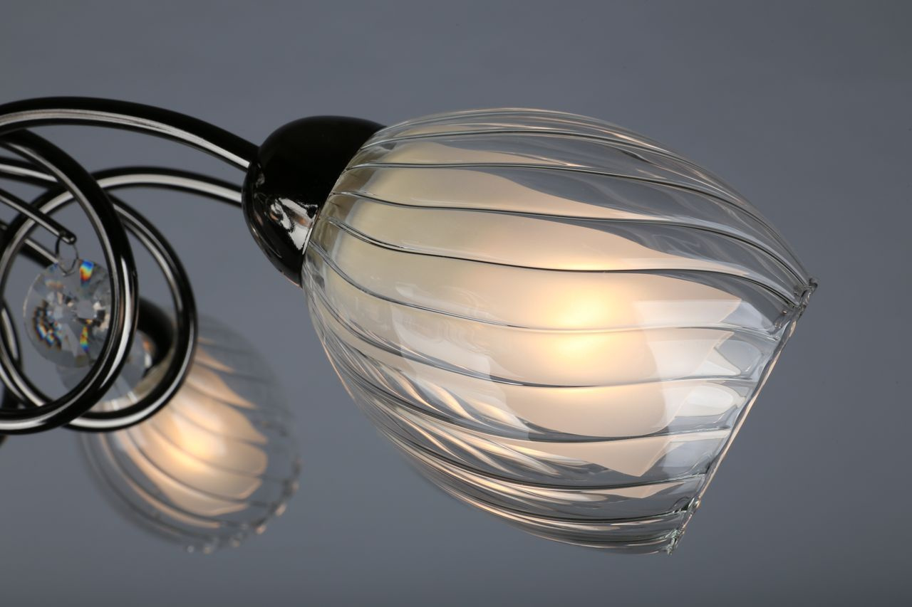 Потолочная люстра Omnilux OML-31607-08