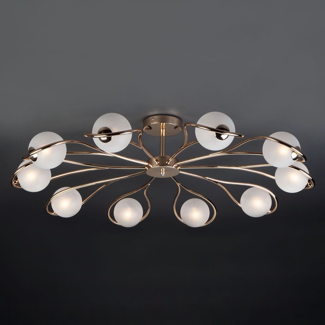 Потолочная люстра Eurosvet Camomile 70089/10 золото