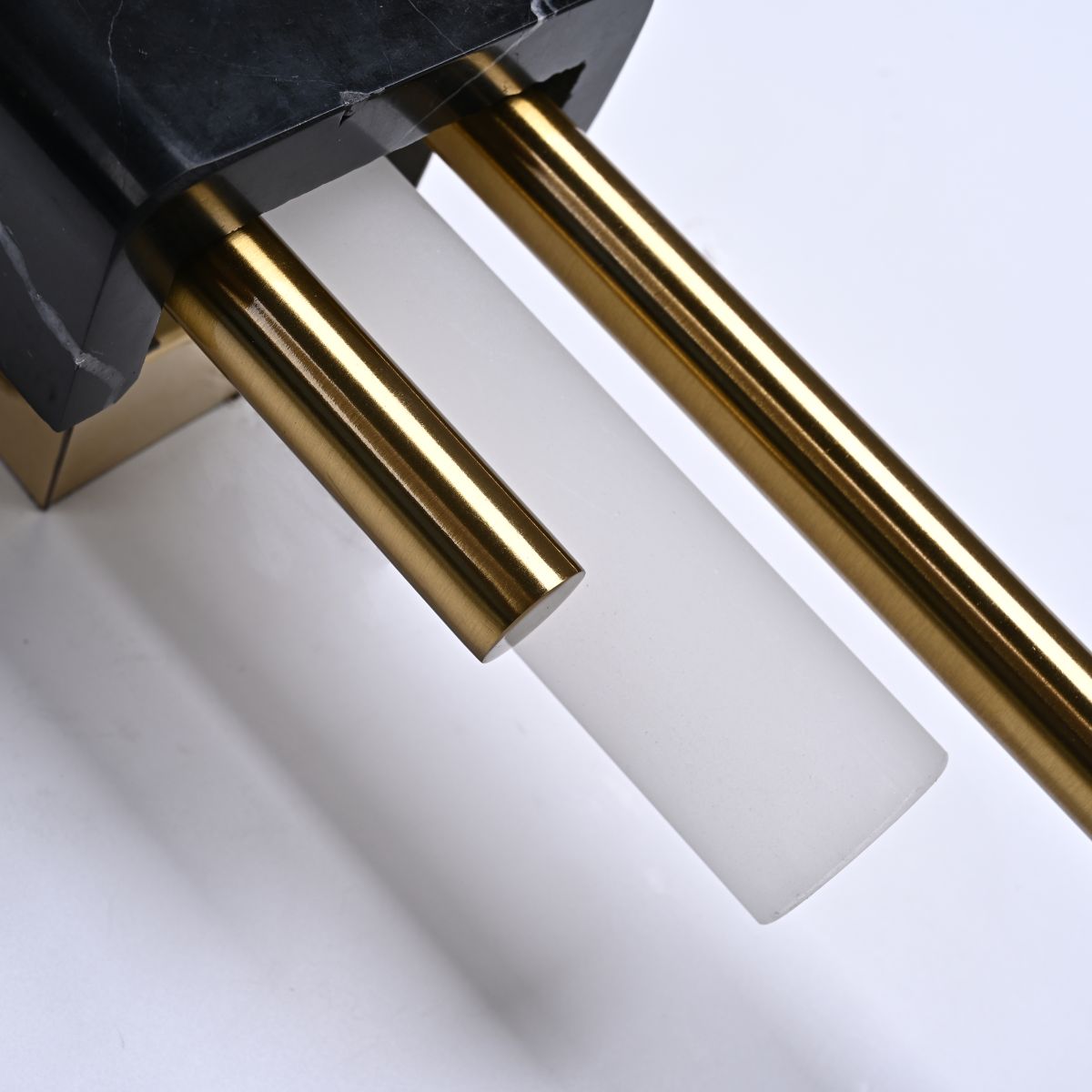 Настенный светильник ImperiumLoft Bert Frank Tanto 344909-22