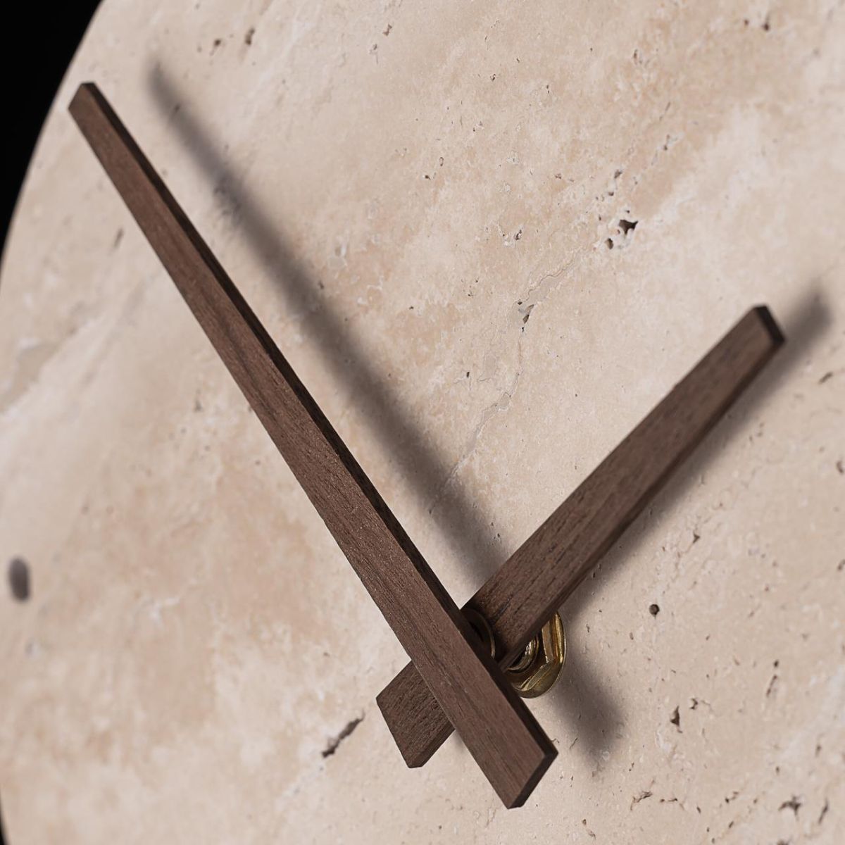 Настенный светильник с часами Citilux Mares CL246015