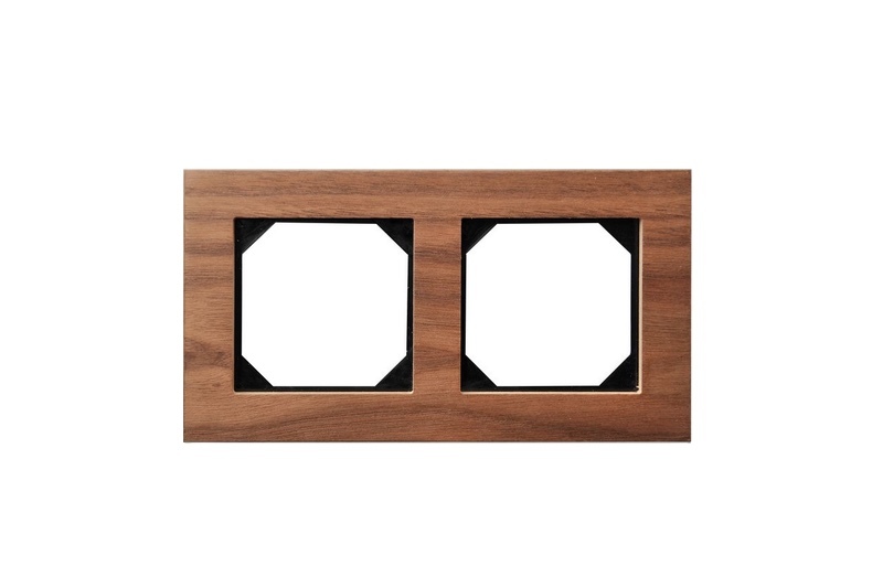 Рамка двухместная Liregus Epsilon 28-2252