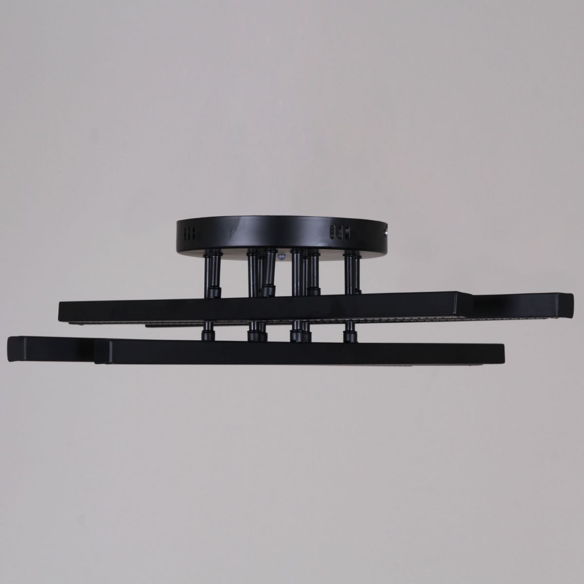 Потолочная люстра Reluce 67090-0.3-06 BK