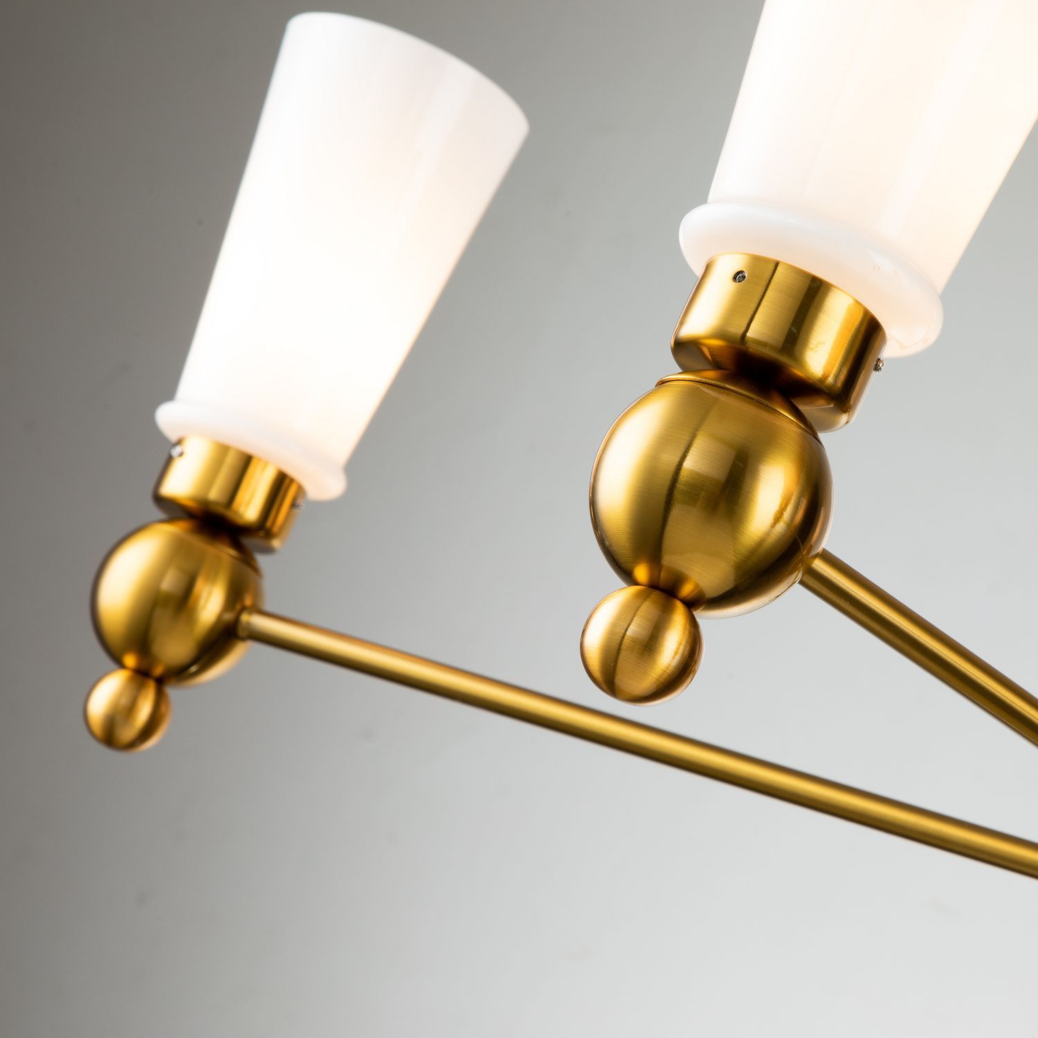 Люстра на штанге Favourite Nimbus 2996-6P в Москве