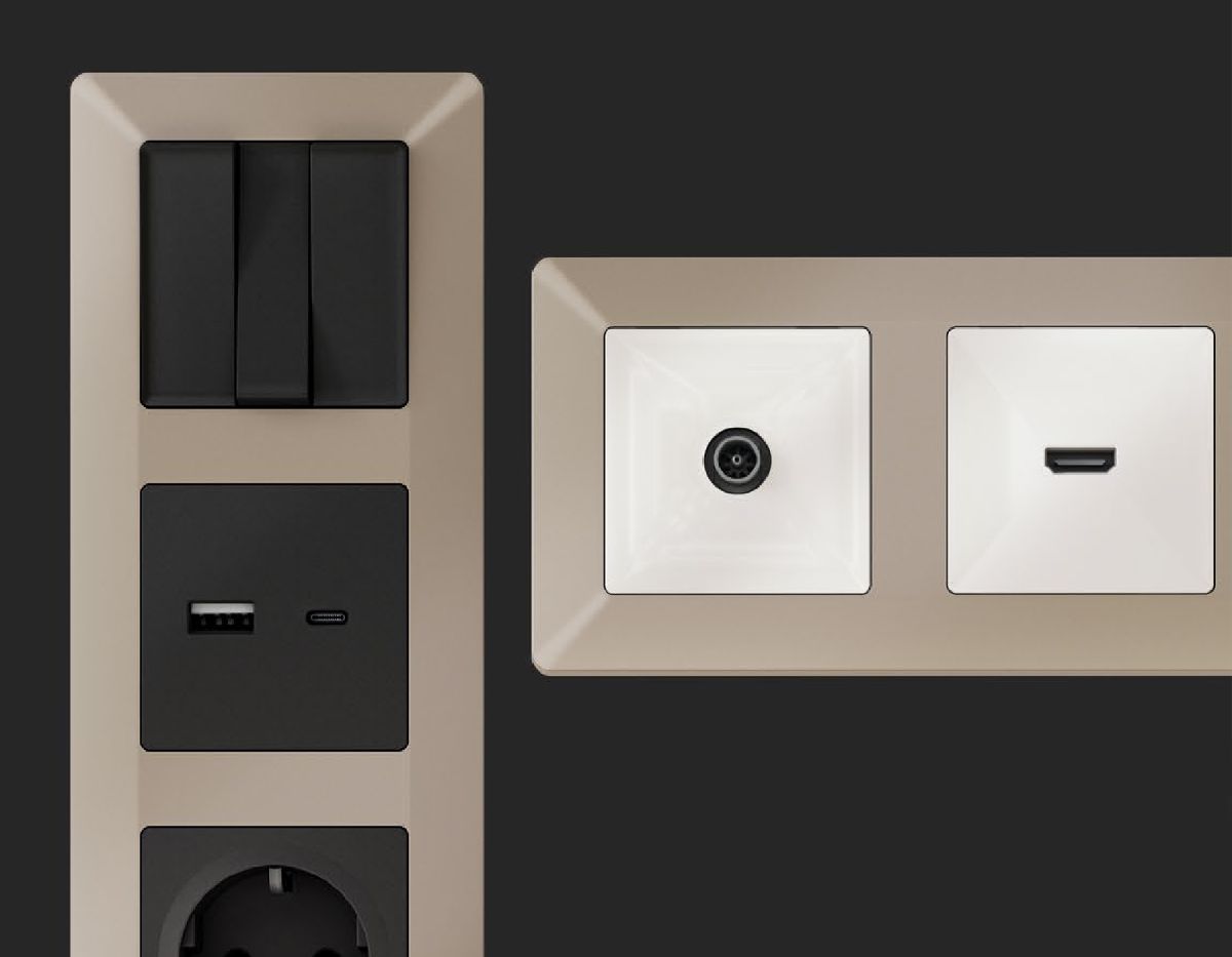 Рамка трехместная Ambrella Volt Line AF110363